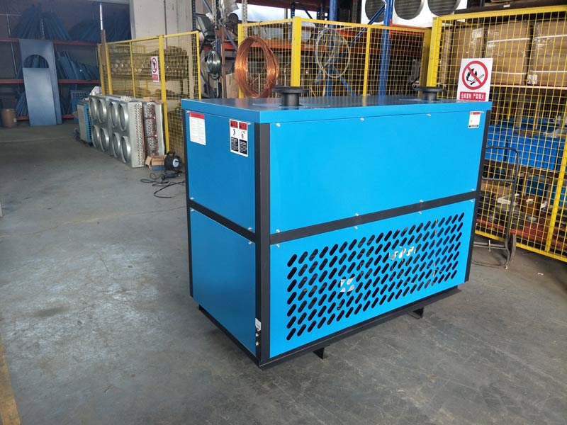 永磁變頻螺桿空壓機該怎么選擇冷干機？